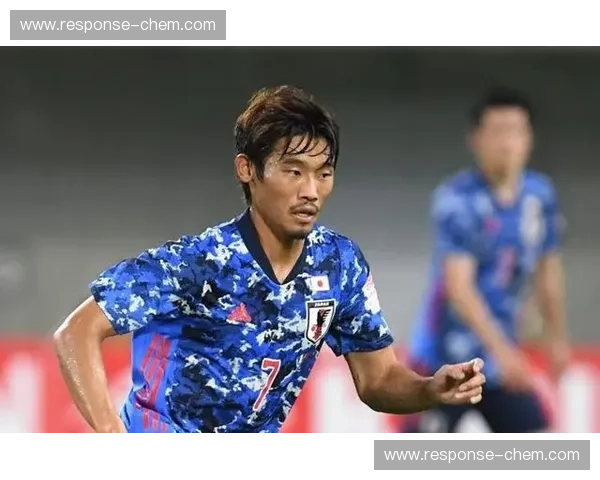 守田英正以其葡超联赛的稳定出球，竞逐日本队中场节拍器角色